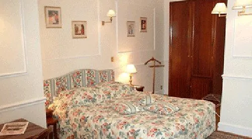 Hotel Du Rond-Point Des Champs-Elysees - Esprit De France Париж