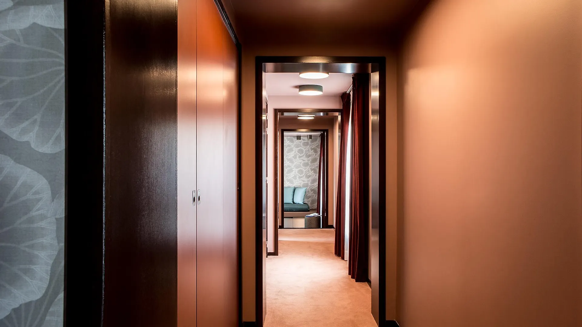 Hotel Du Rond-Point Des Champs-Elysees - Esprit De France Paris