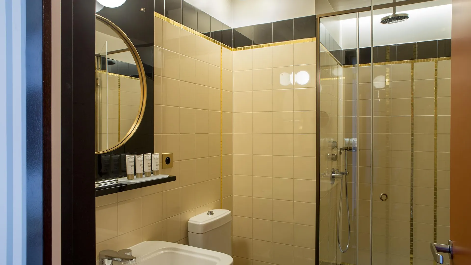 Hotel Du Rond-Point Des Champs-Elysees - Esprit De France Paris