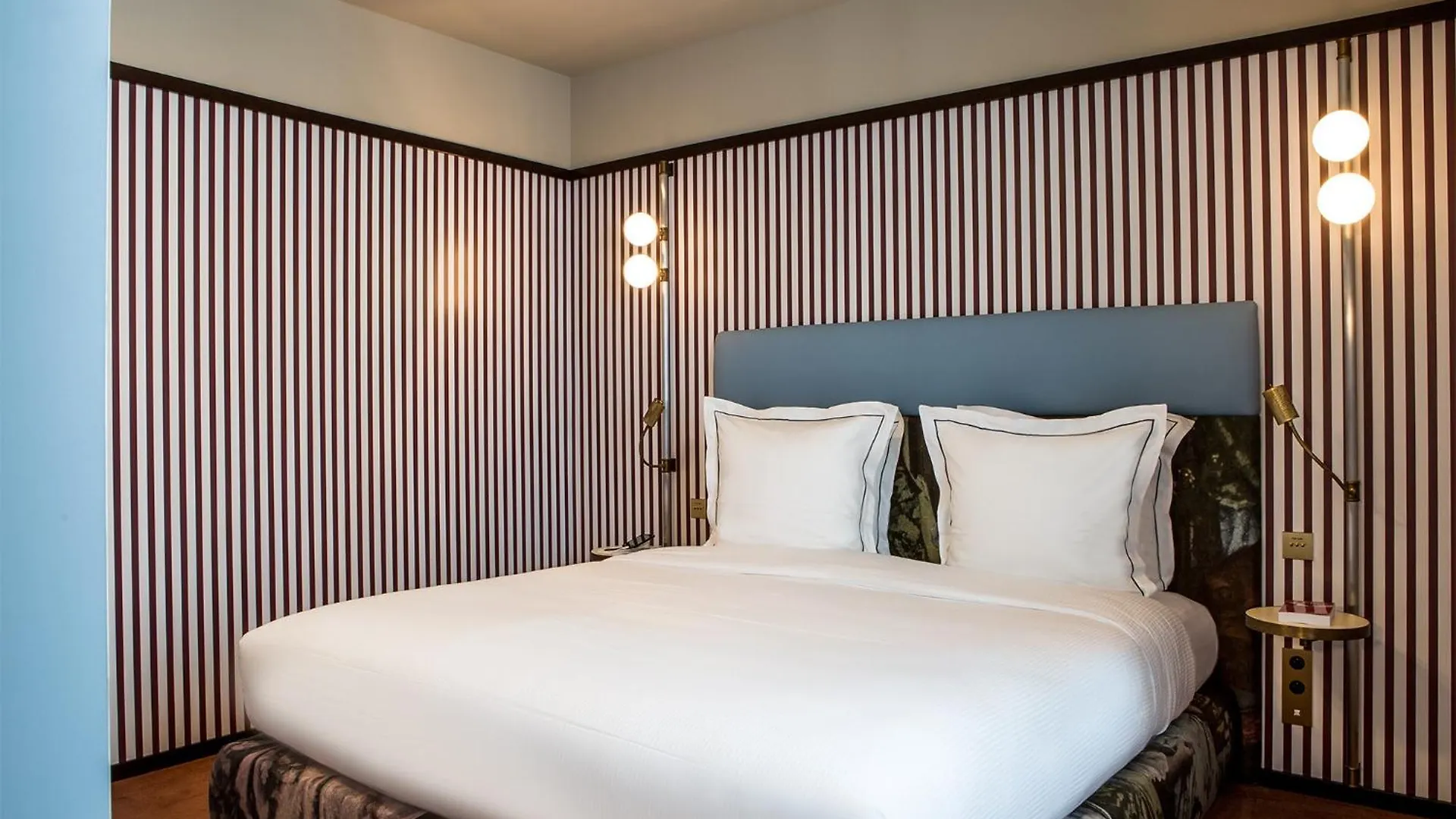Hotel Du Rond-Point Des Champs-Elysees - Esprit De France Paris France